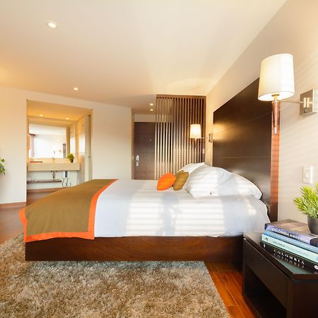 นิโก อปาร์ตาสวีทส์ Hotel โบโกตา ภายนอก รูปภาพ