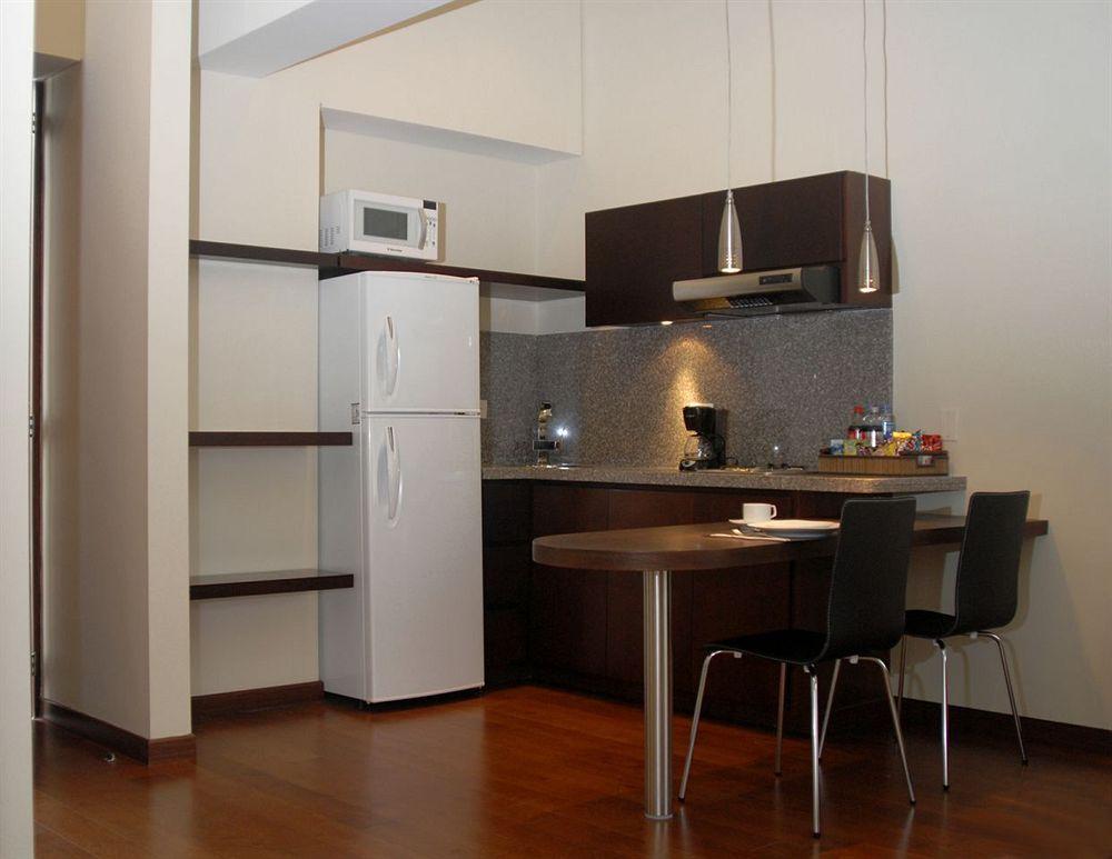นิโก อปาร์ตาสวีทส์ Hotel โบโกตา ภายนอก รูปภาพ