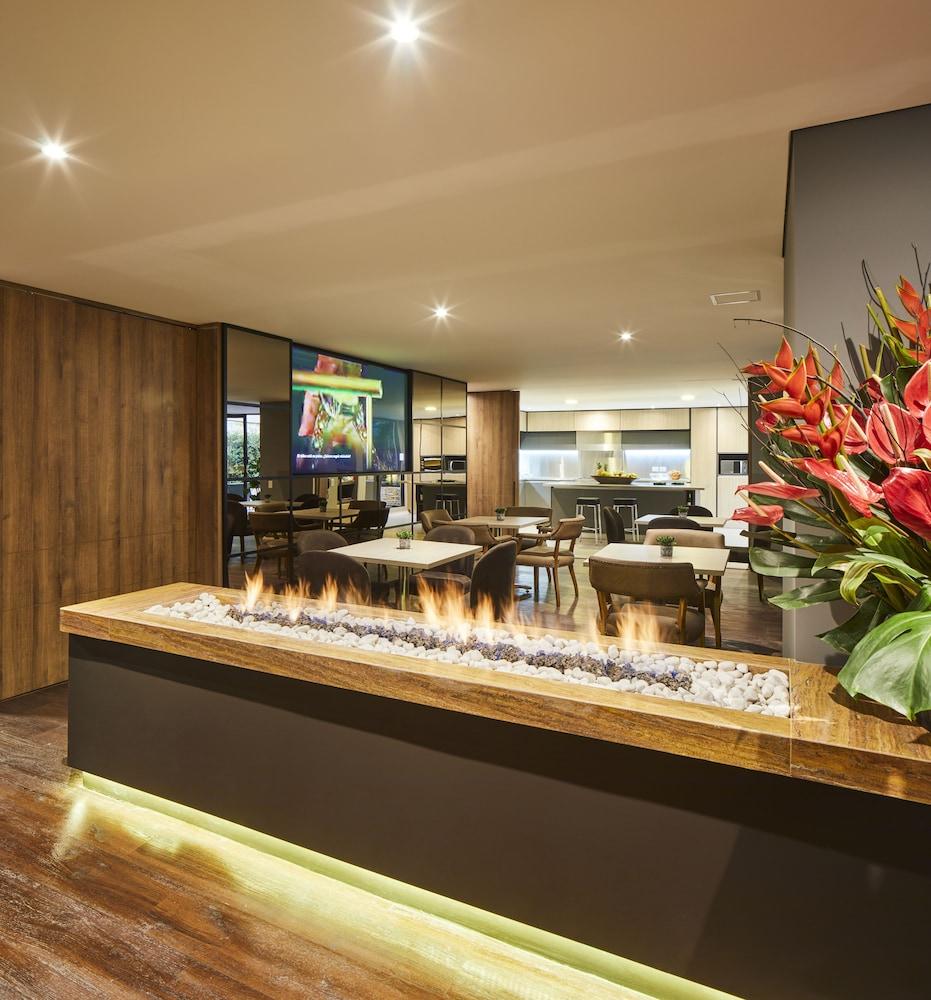 นิโก อปาร์ตาสวีทส์ Hotel โบโกตา ภายนอก รูปภาพ